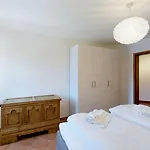La Planuera 11 Apartamento Maloja
